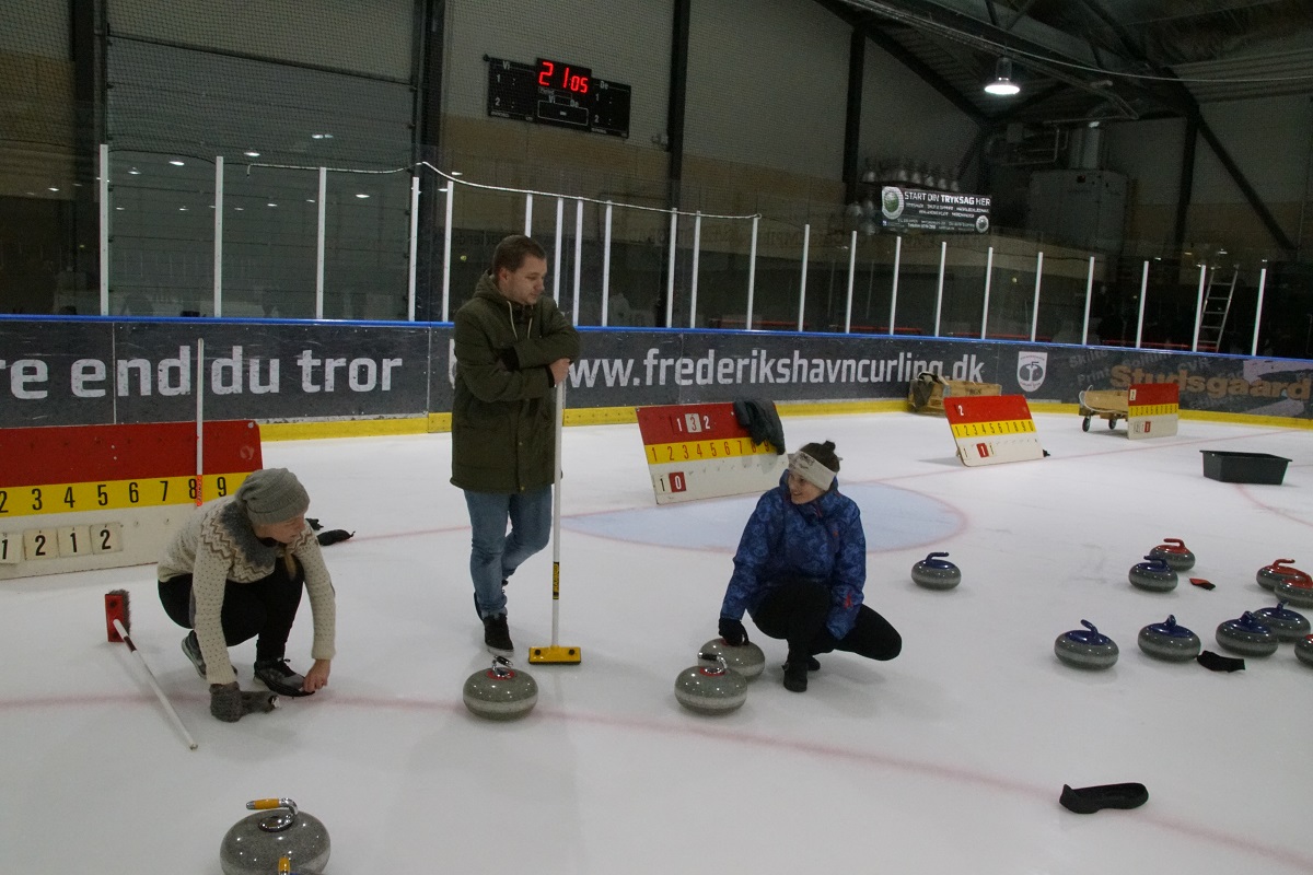 Frederikshavn_Curling_Club_Dybvad_Skole_13_02_2018_041